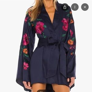 House of Harlow 1960 Navy Floral Robe